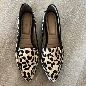 Me Too Leather Leopard Print Loafers(Size 9.5M)
